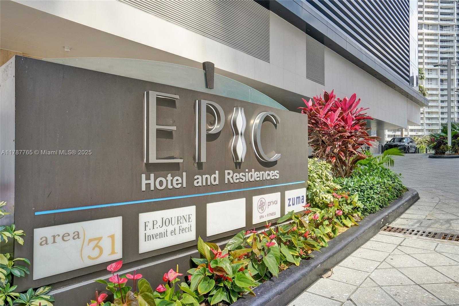 Small Image of 200 BISCAYNE BOULEVARD WAY #3211, Miami Number 24