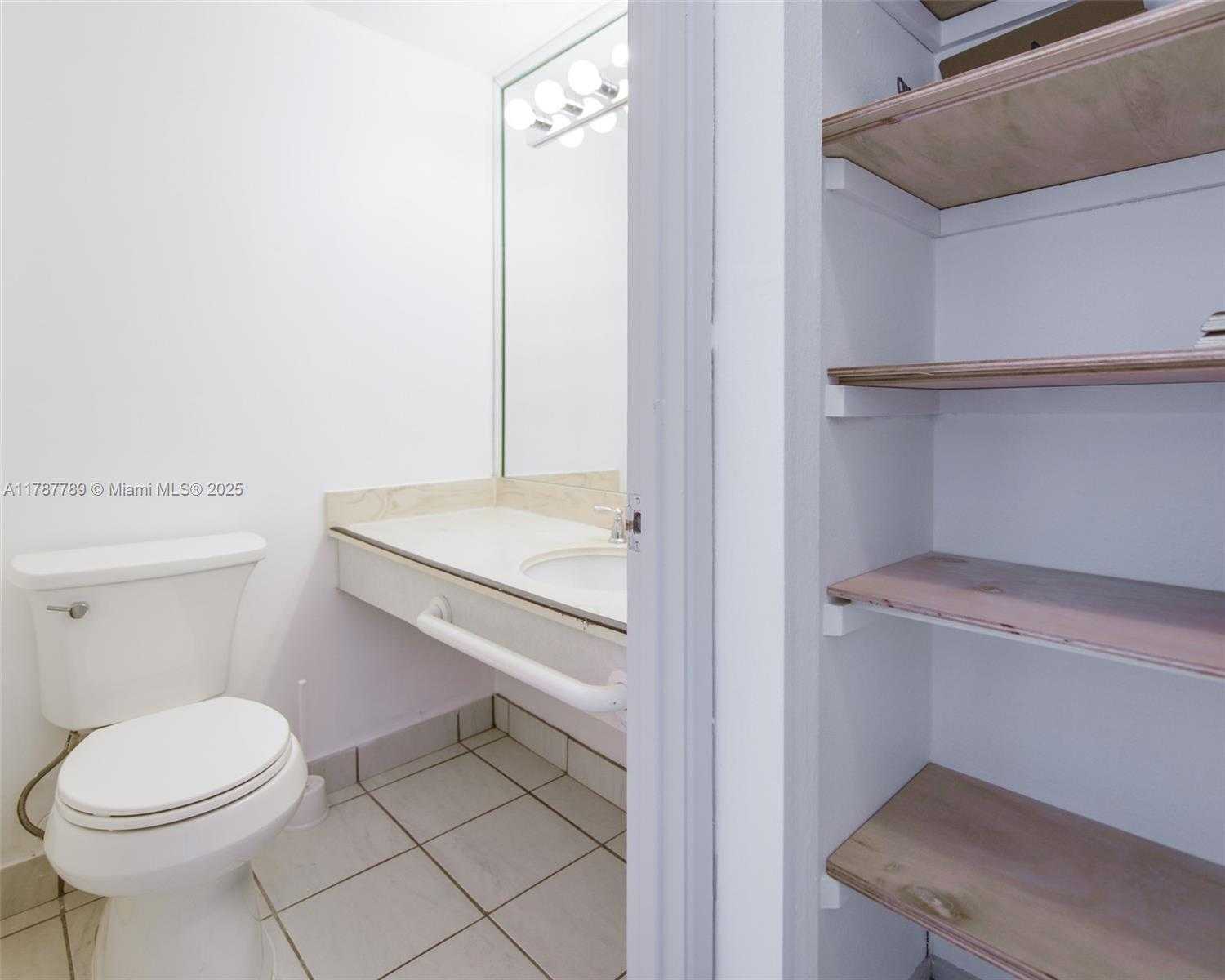 Small Image of 1950 SOUTH OCEAN DR #9B, Hallandale Beach Number 12