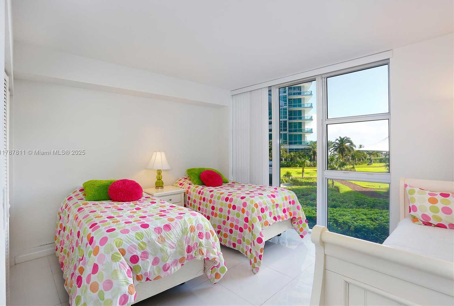 Small Image of 10275 COLLINS AVE #335, Bal Harbour Number 12