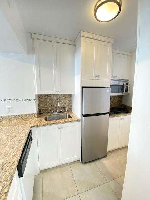 Small Image of 2899 COLLINS AVE #516, Miami Beach Number 3