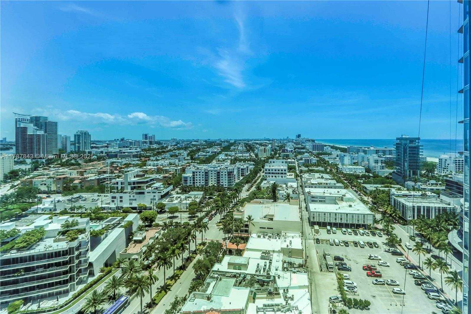 Small Image of 300 SOUTH POINTE DR #2104, Miami Beach Number 29