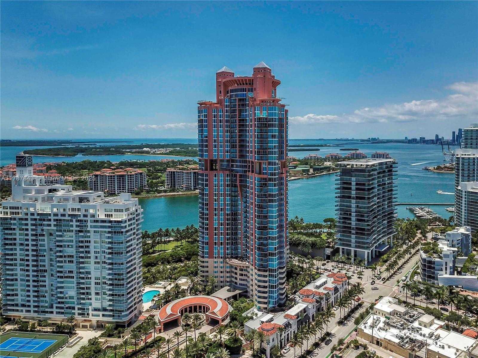 Small Image of 300 SOUTH POINTE DR #2104, Miami Beach Number 31