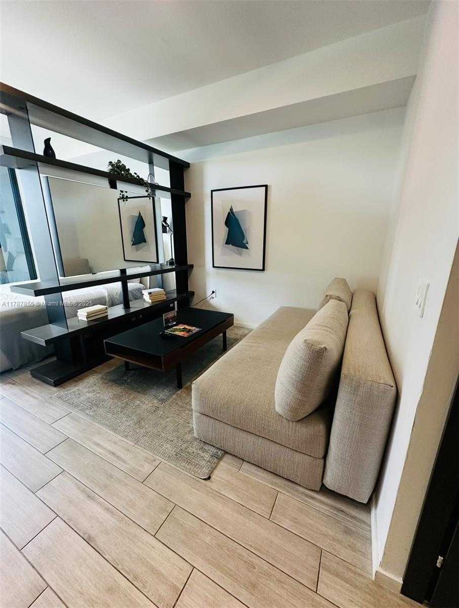 Small Image of 398 NORTH EAST 5TH ST #1513, Miami Number 13
