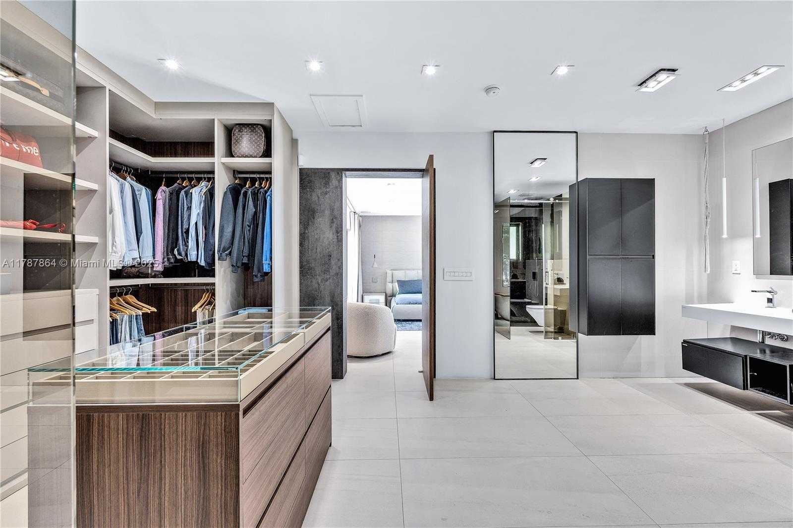 Small Image of 725 WEST 49TH ST, Miami Beach Number 17
