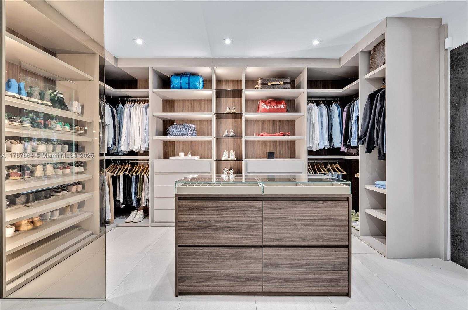 Small Image of 725 WEST 49TH ST, Miami Beach Number 18