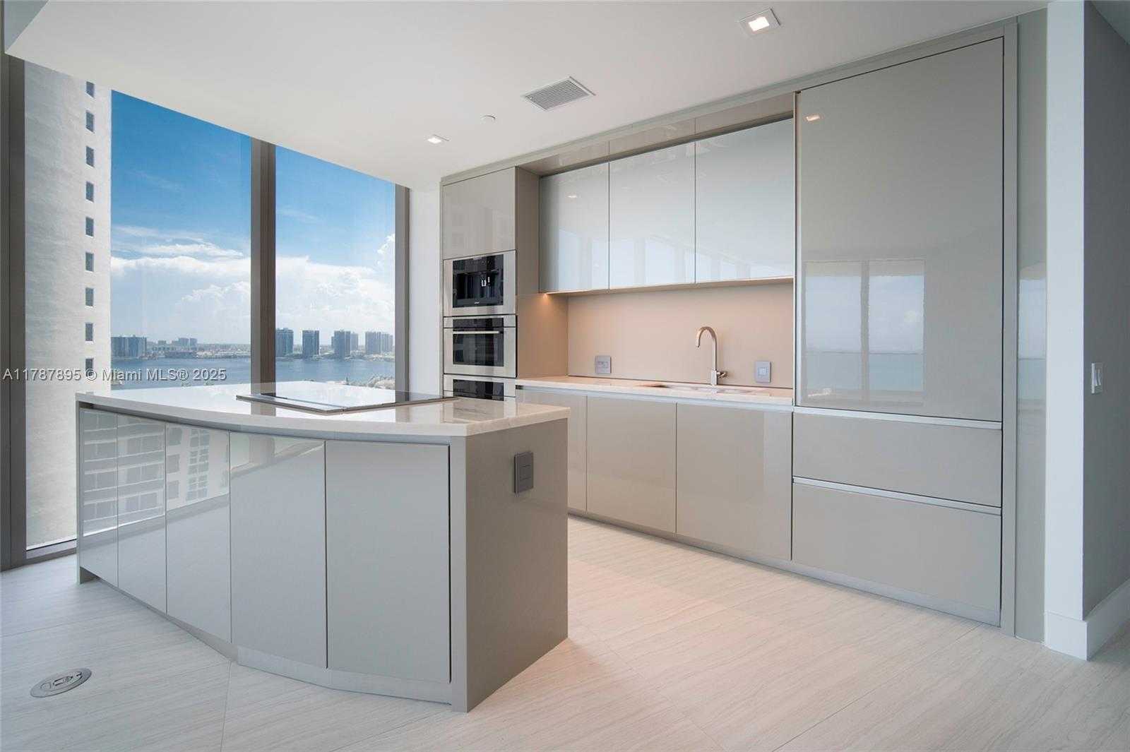 Small Image of 18975 COLLINS AVE #1404, Sunny Isles Beach Number 5