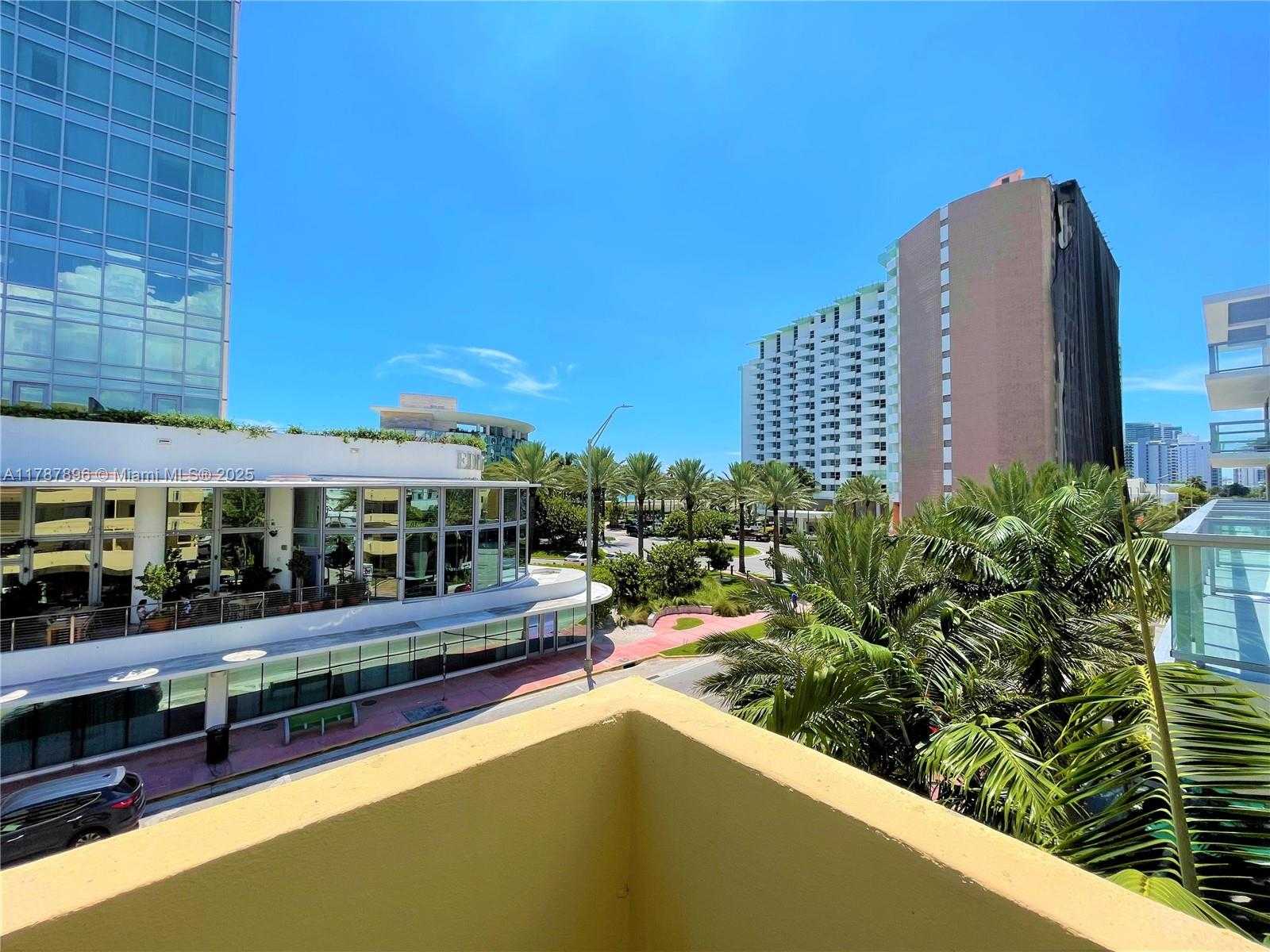 Small Image of 2924 COLLINS AVE #403, Miami Beach Number 3