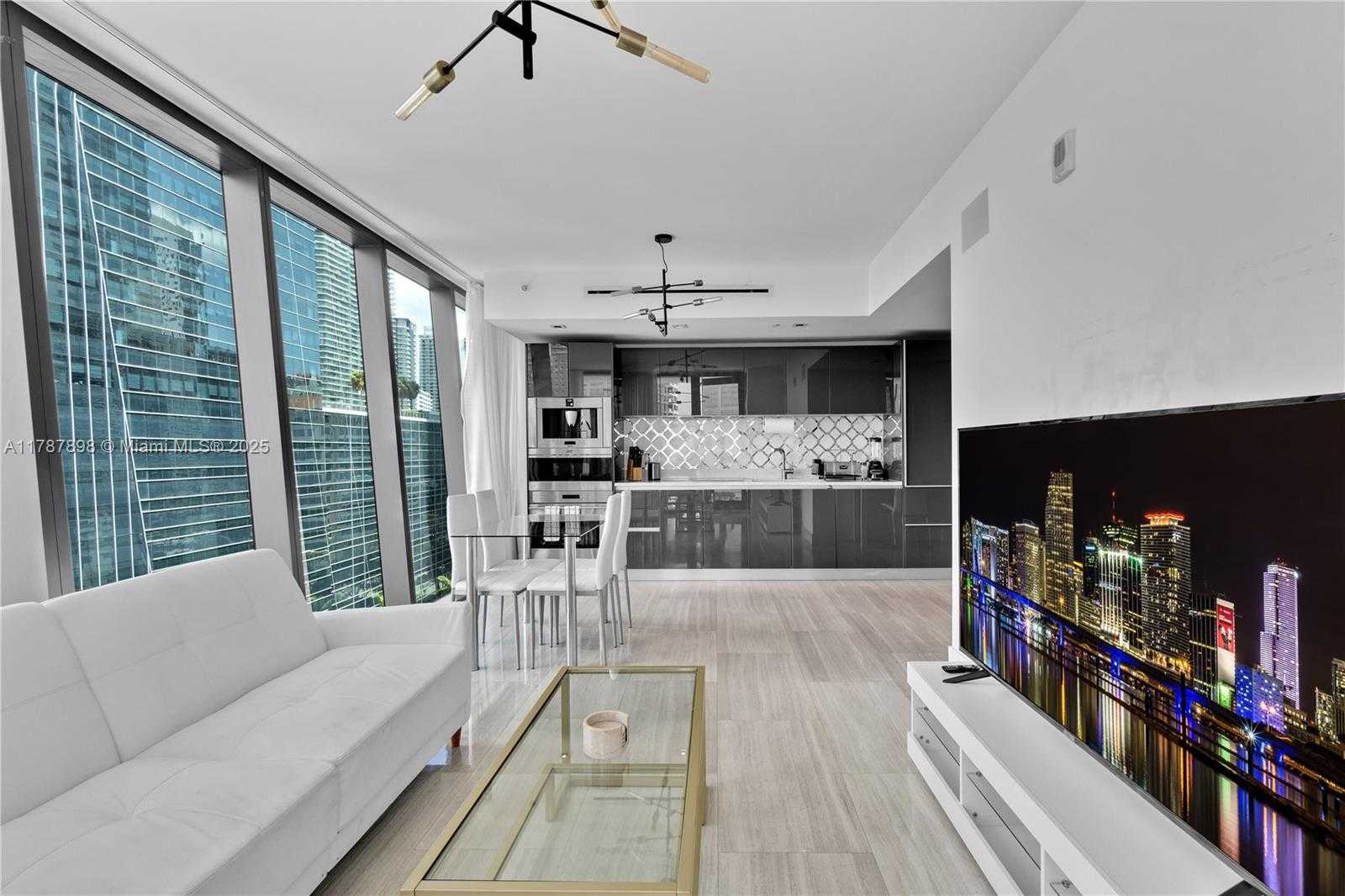 Small Image of 1451 BRICKELL AVE #1004, Miami Number 13