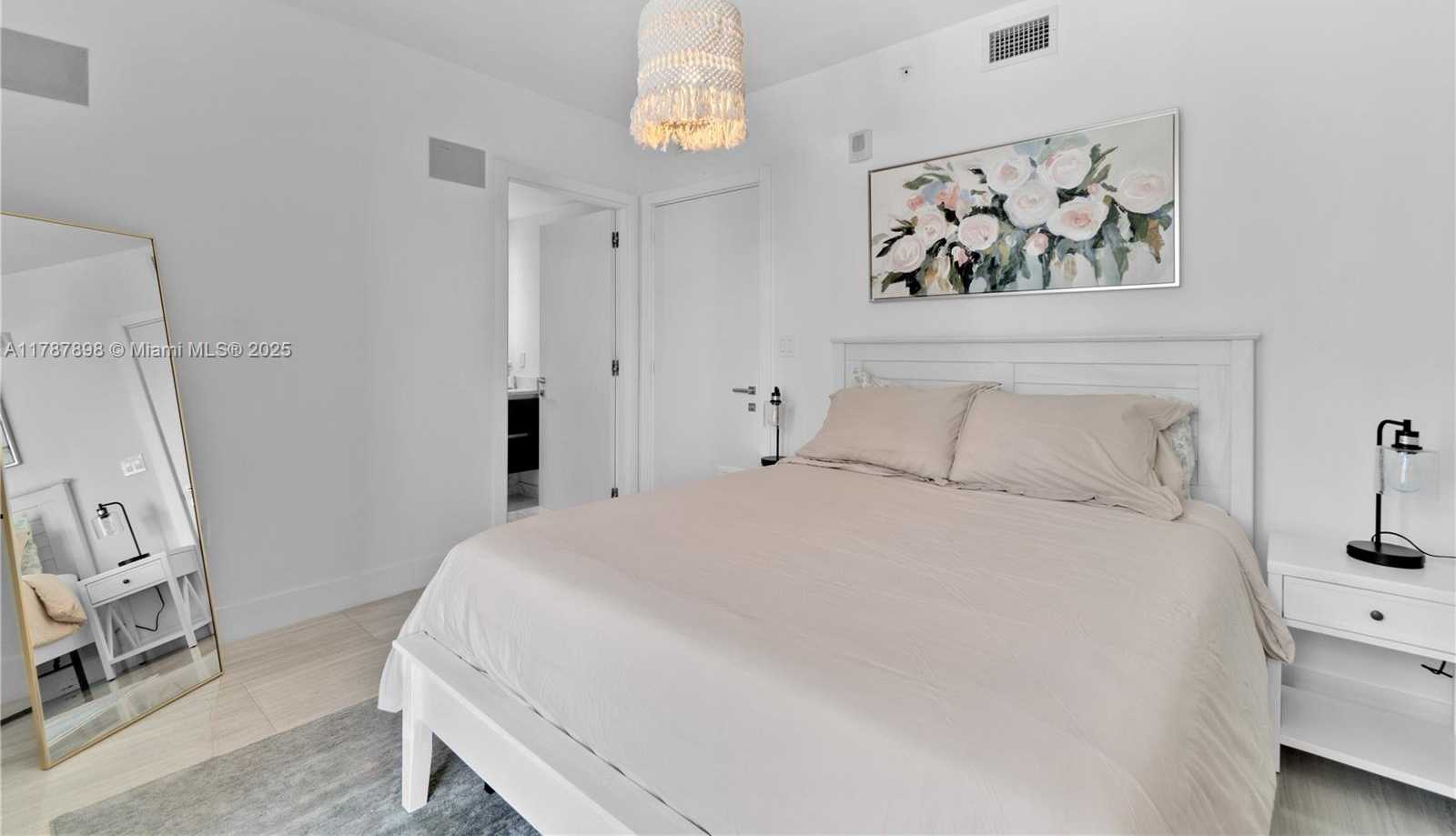 Small Image of 1451 BRICKELL AVE #1004, Miami Number 17