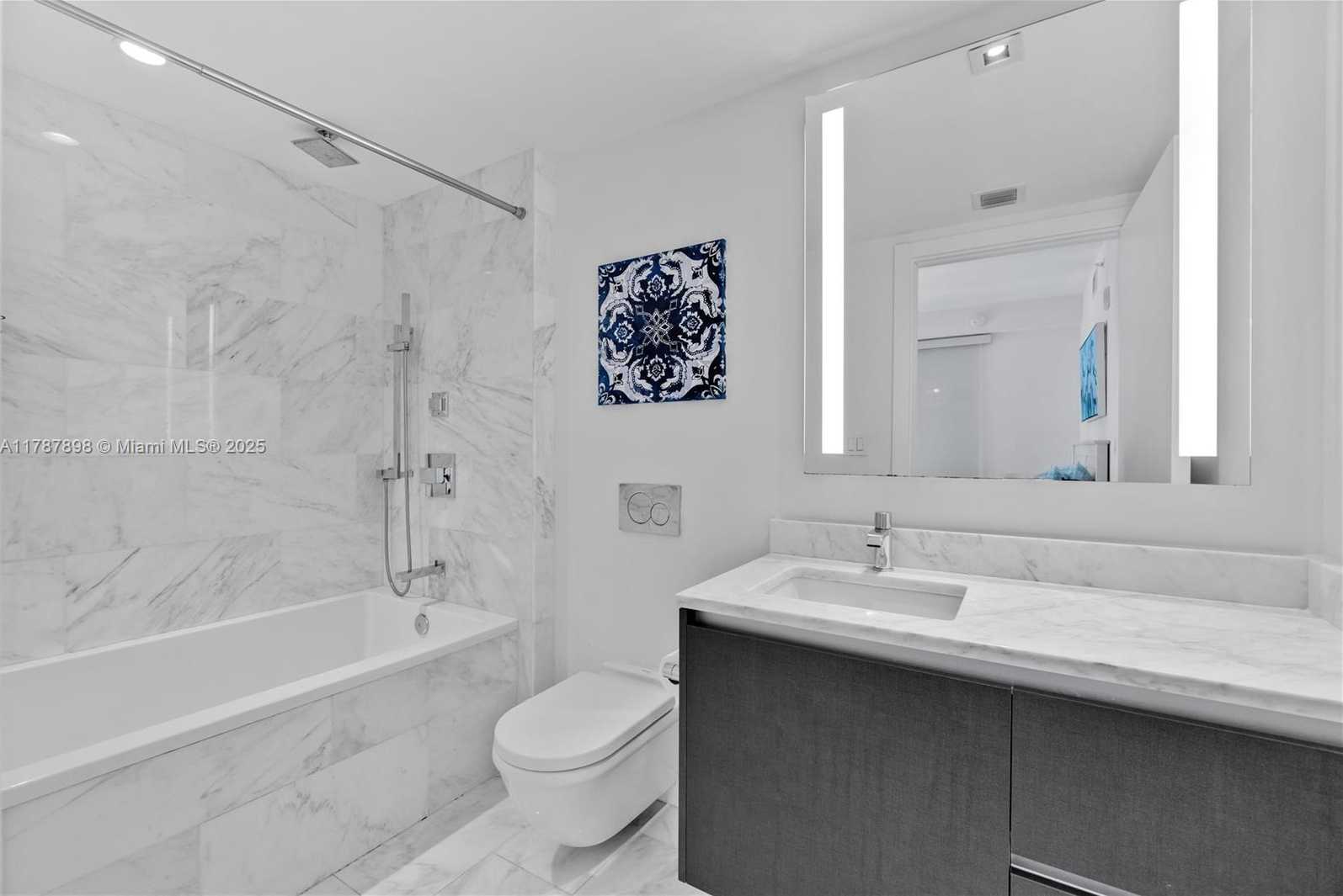 Small Image of 1451 BRICKELL AVE #1004, Miami Number 18