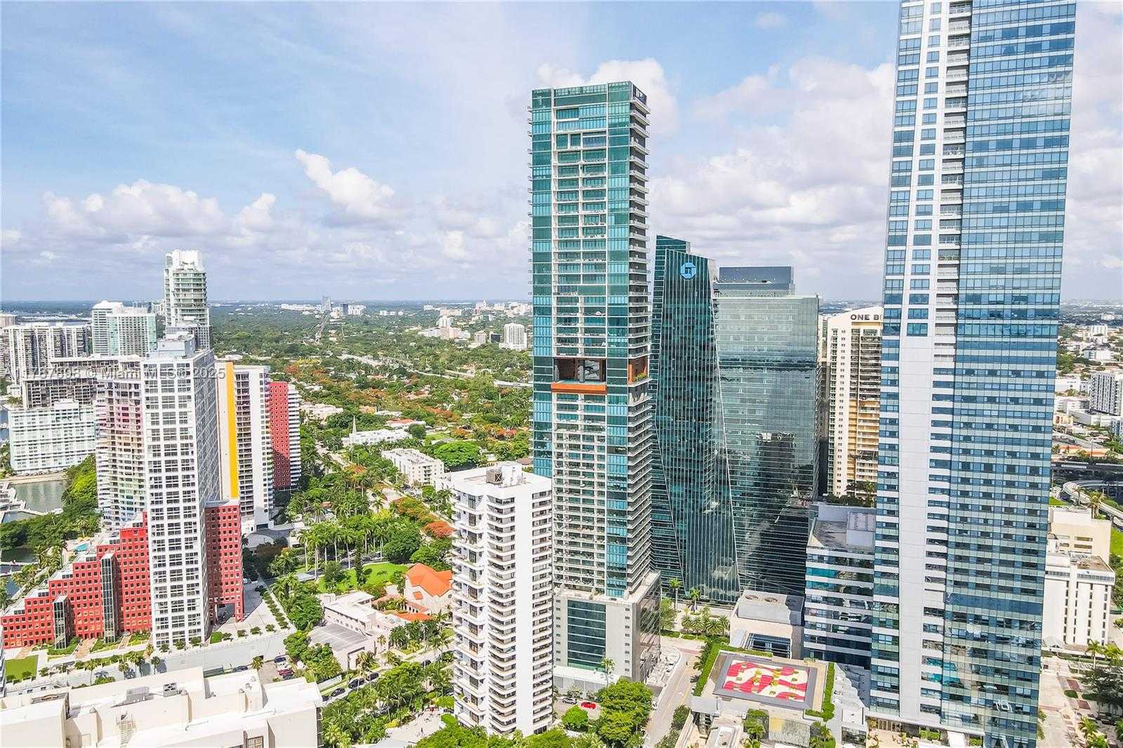 Small Image of 1451 BRICKELL AVE #1004, Miami Number 22