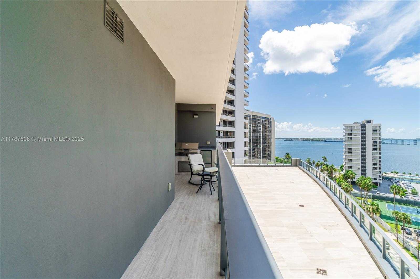 Small Image of 1451 BRICKELL AVE #1004, Miami Number 6