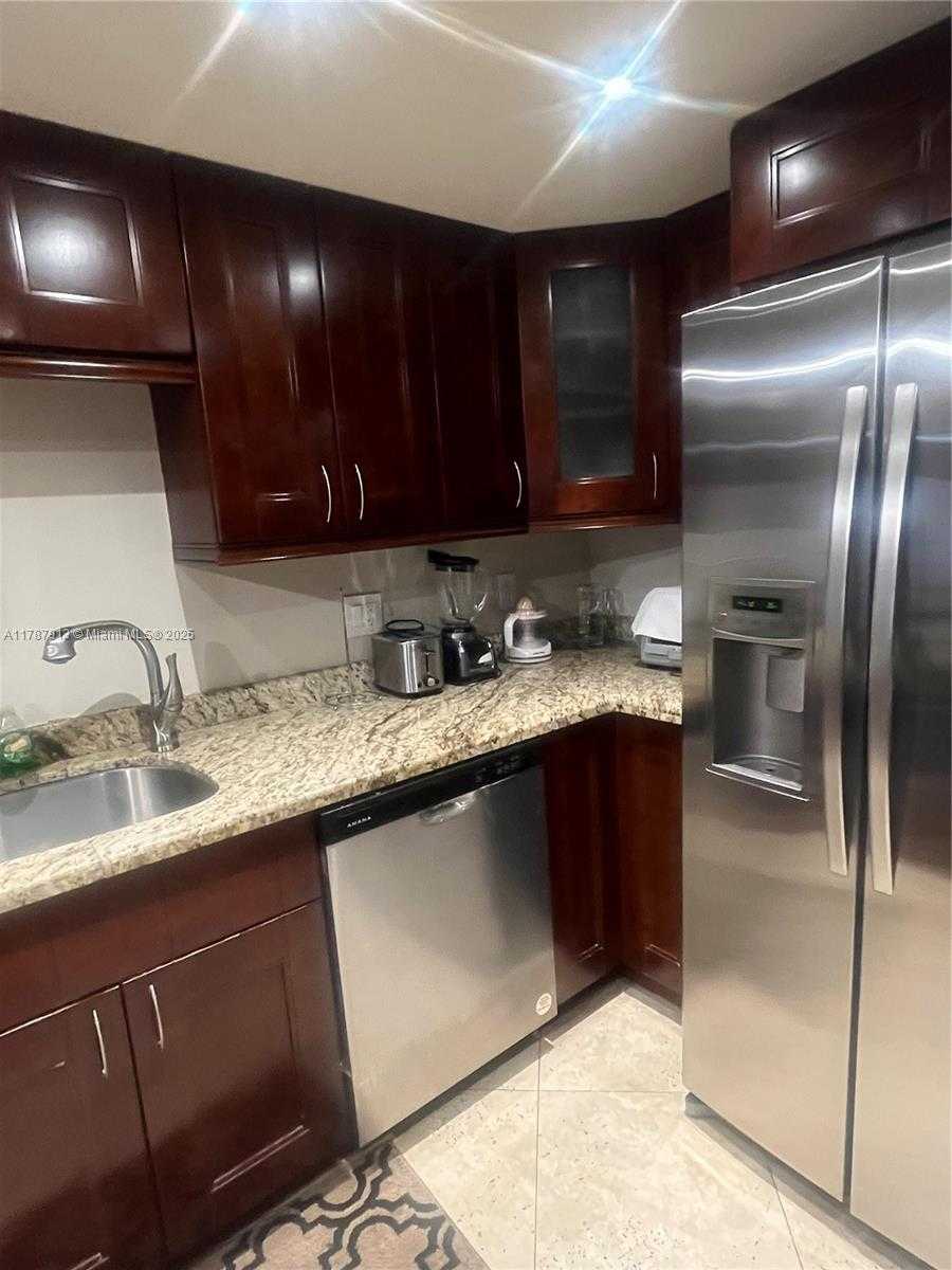 Small Image of 1825 SOUTH OCEAN DR #413, Hallandale Beach Number 18