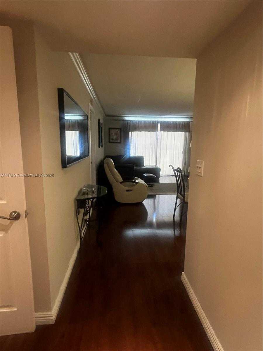 Small Image of 1825 SOUTH OCEAN DR #413, Hallandale Beach Number 3