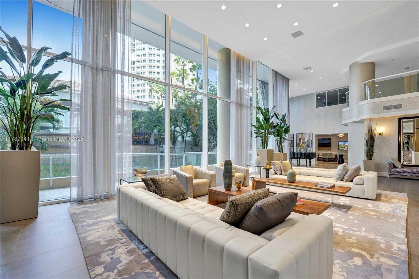 Small Image of 21150 POINT PL #2603, Aventura Number 37