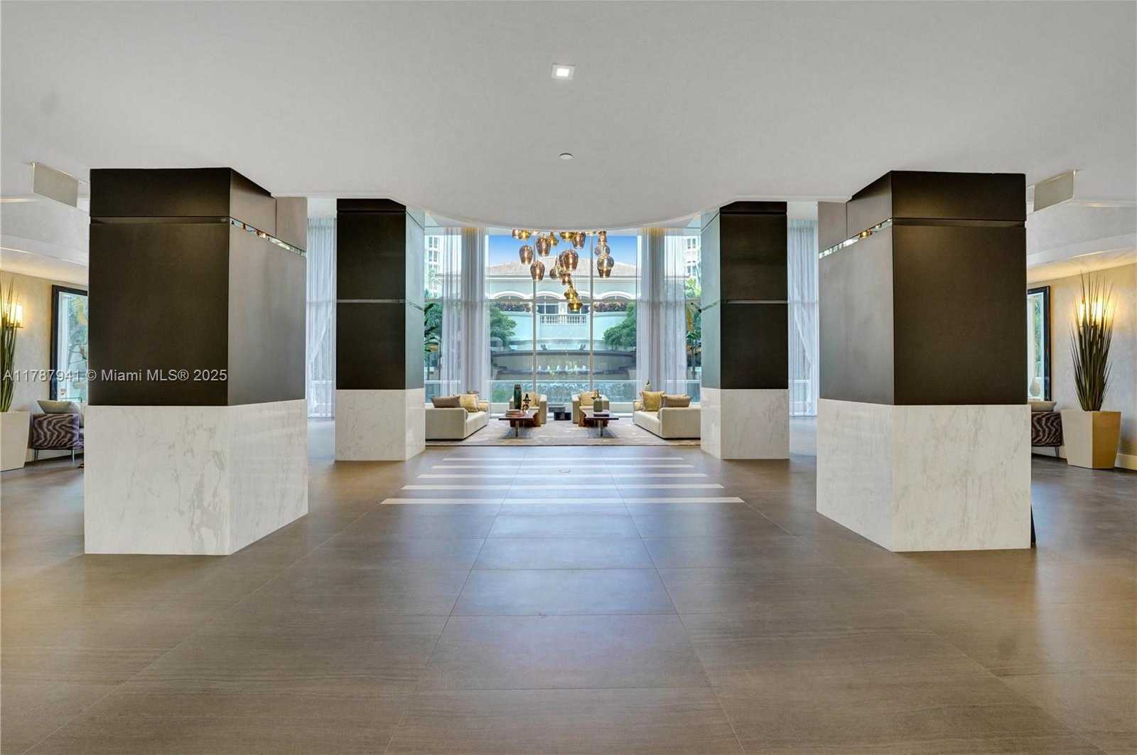 Small Image of 21150 POINT PL #2603, Aventura Number 43