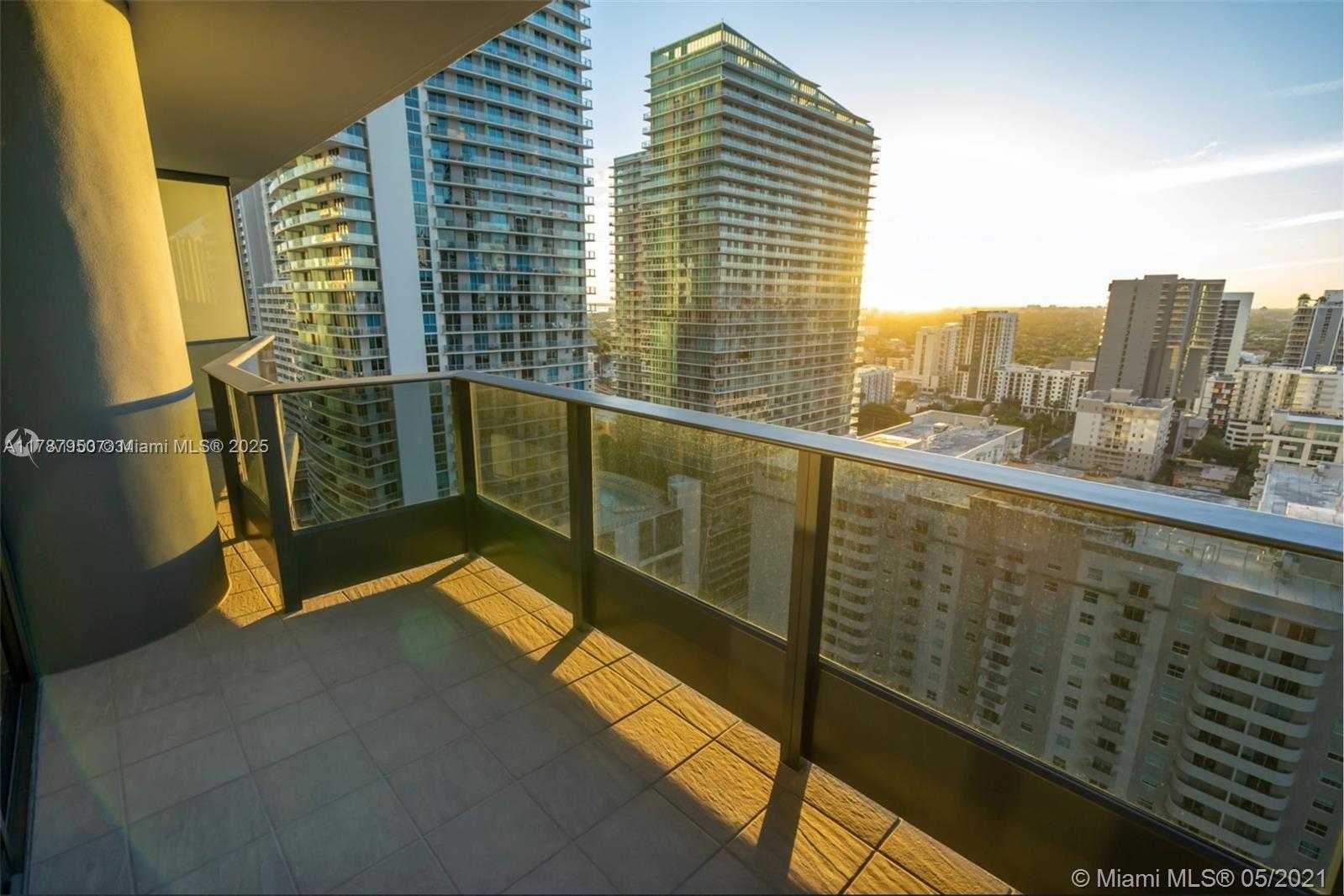 Small Image of 1000 BRICKELL PLZ #2706, Miami Number 12