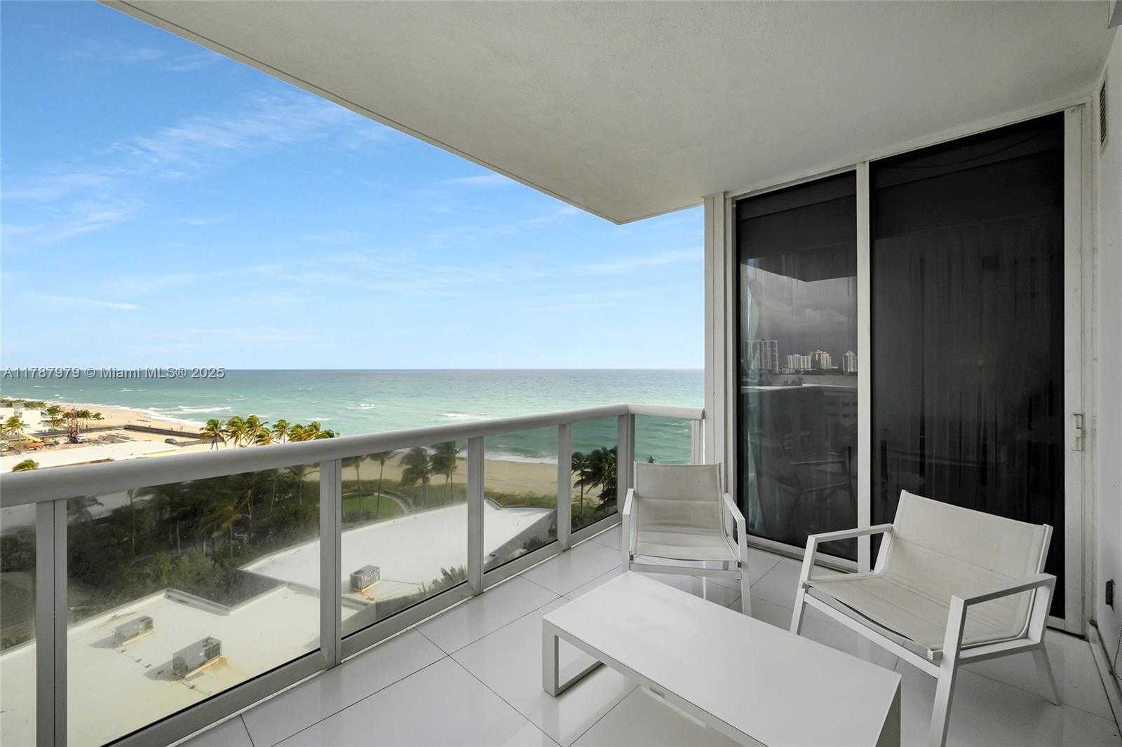Small Image of 18201 COLLINS AVE #1002, Sunny Isles Beach Number 5