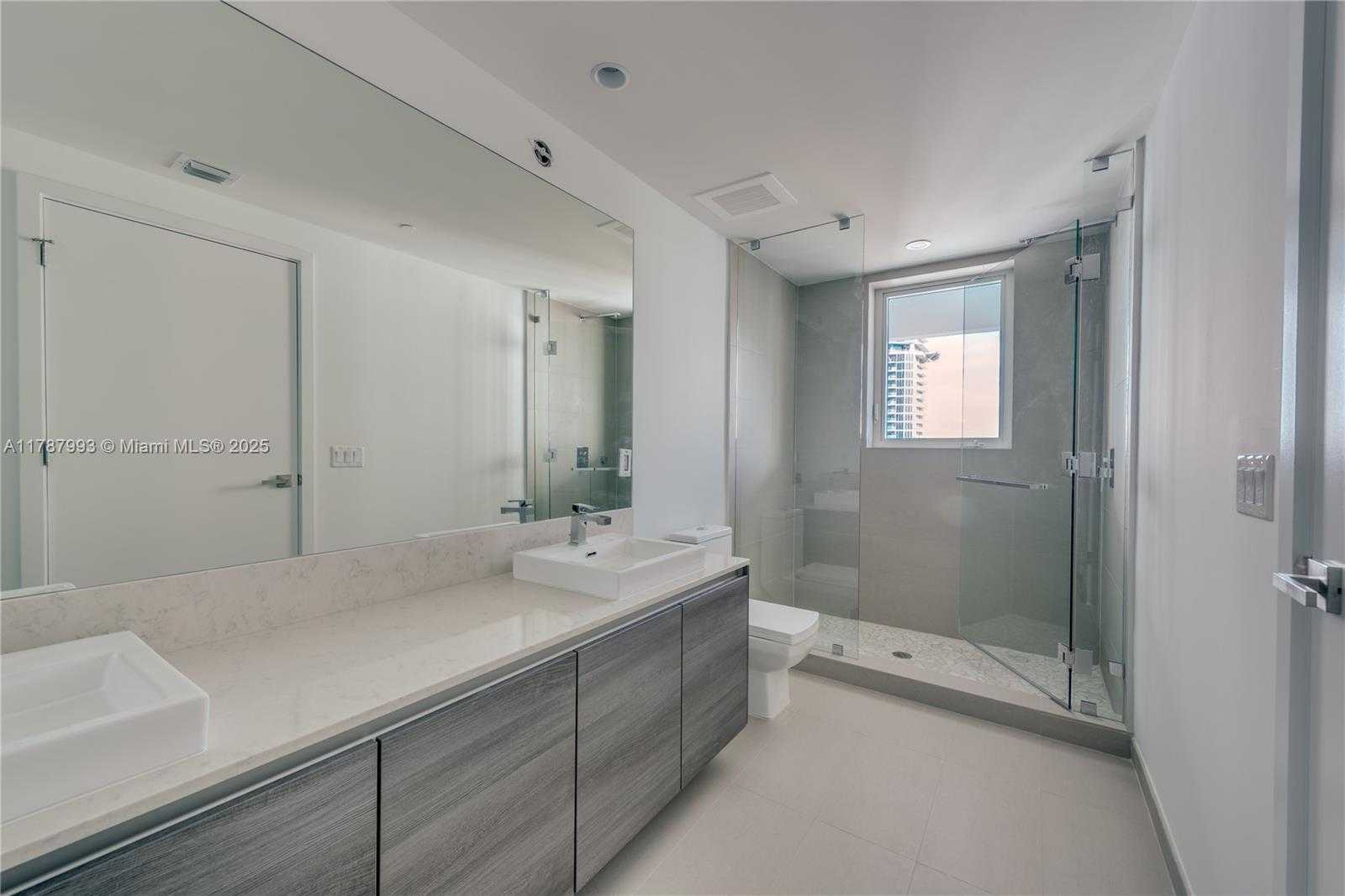 Small Image of 1080 BRICKELL AVE #3506, Miami Number 6