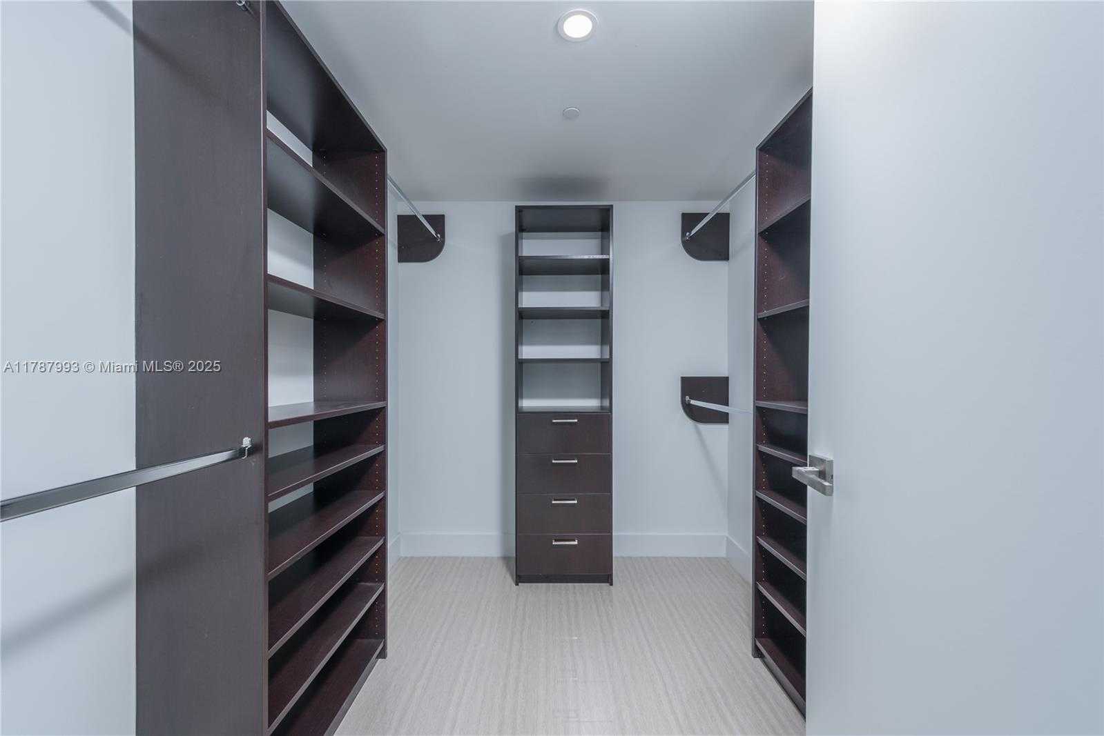Small Image of 1080 BRICKELL AVE #3506, Miami Number 9