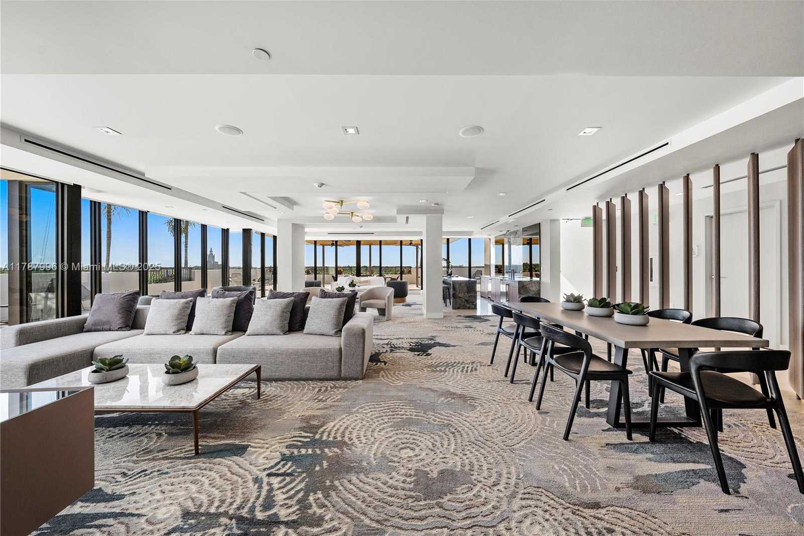 Small Image of 701 VALENCIA AVE #405, Coral Gables Number 15