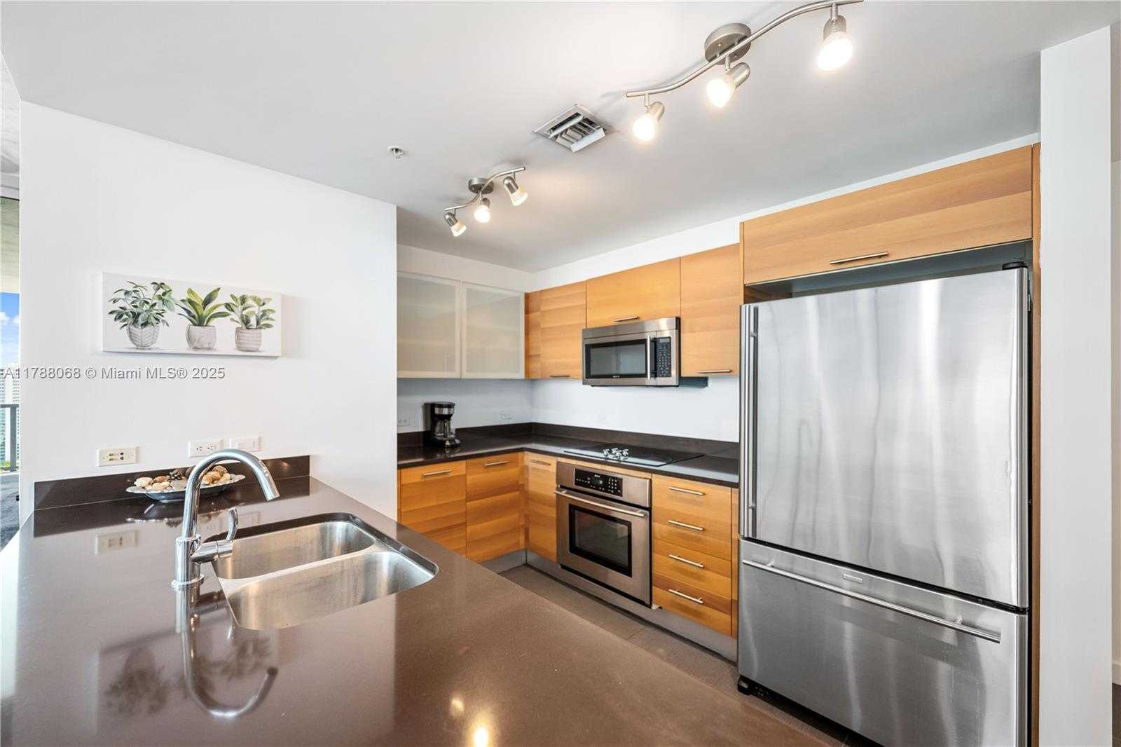 Small Image of 3301 NORTH EAST 1ST AVE #H2115, Miami Number 42
