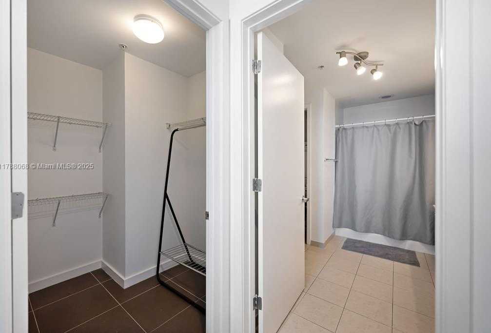 Small Image of 3301 NORTH EAST 1ST AVE #H2115, Miami Number 9