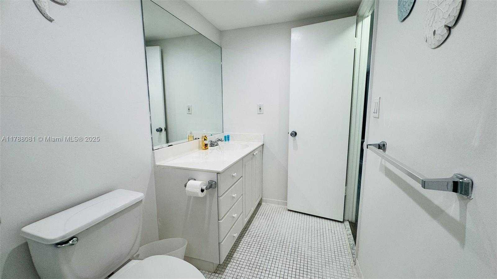 Small Image of 19390 COLLINS AVE #518, Sunny Isles Beach Number 31