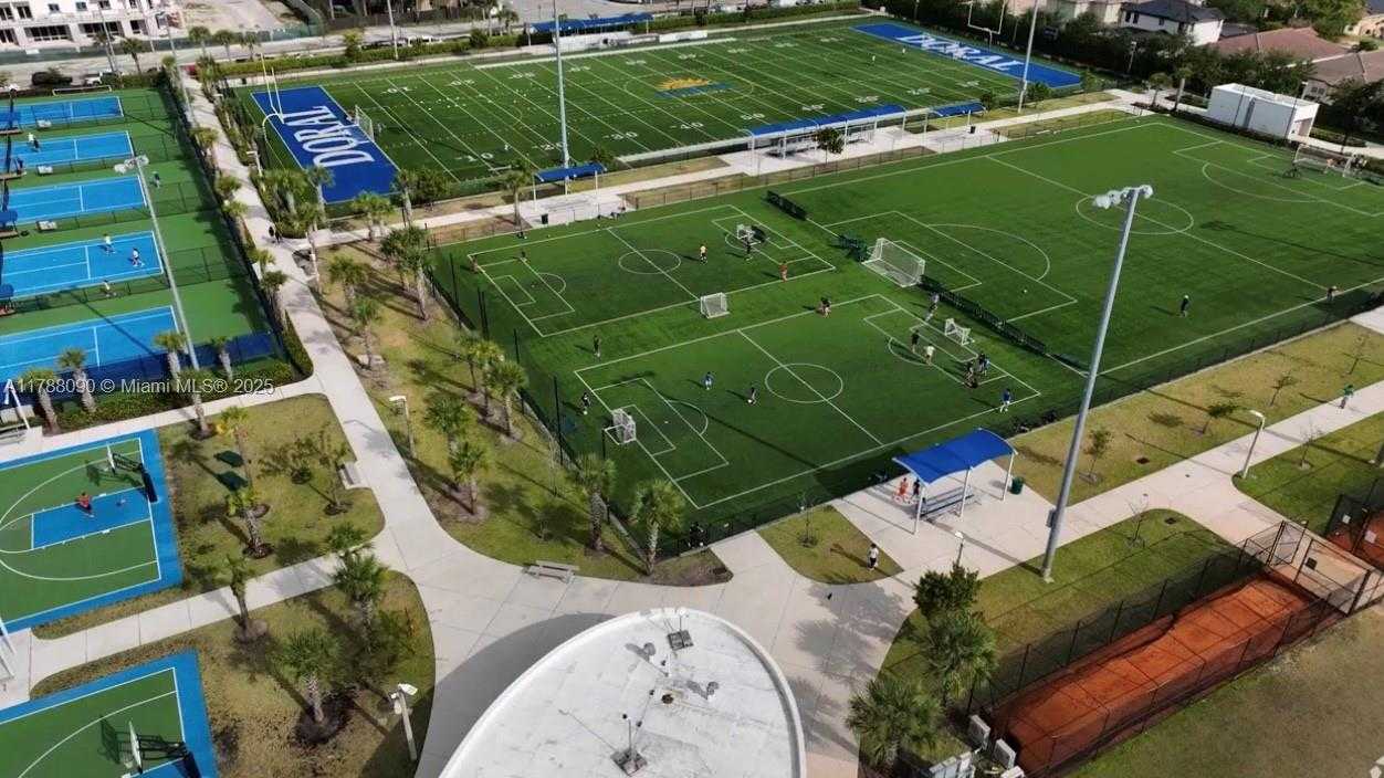 Small Image of 11002 NORTH WEST 83RD ST #201, Doral Number 28