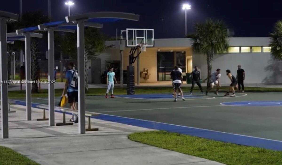 Small Image of 11002 NORTH WEST 83RD ST #201, Doral Number 33