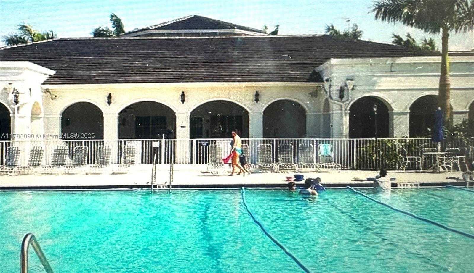 Small Image of 11002 NORTH WEST 83RD ST #201, Doral Number 37