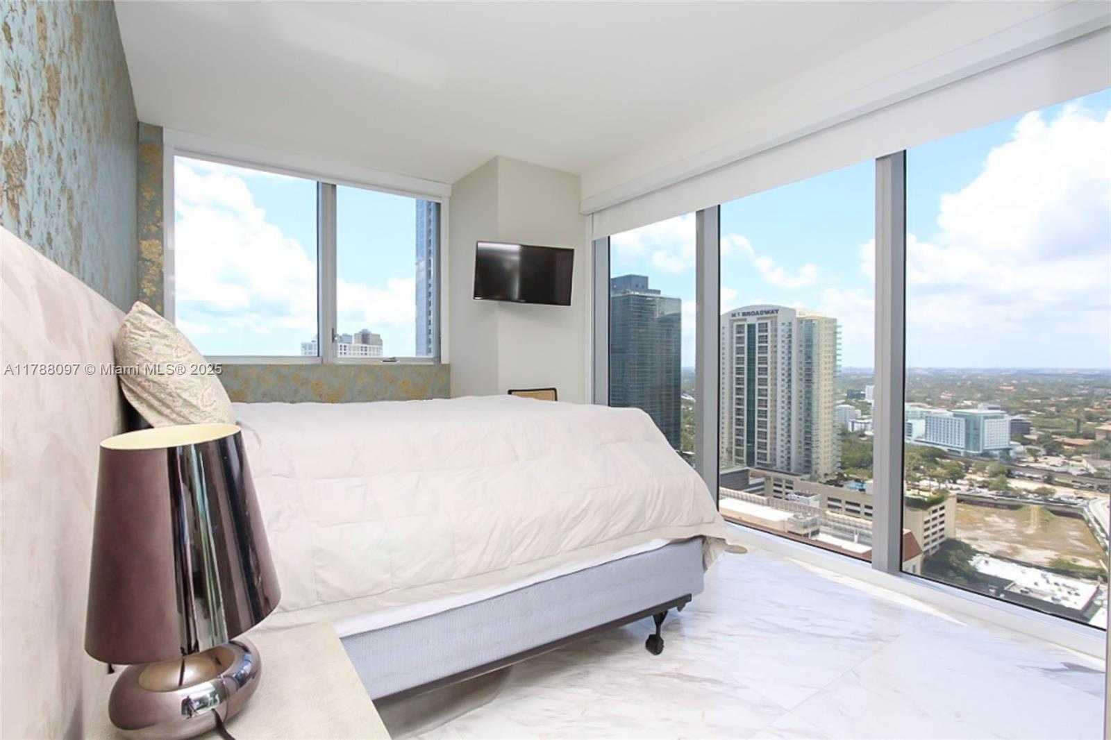 Small Image of 1300 BRICKELL BAY DR #3102, Miami Number 22