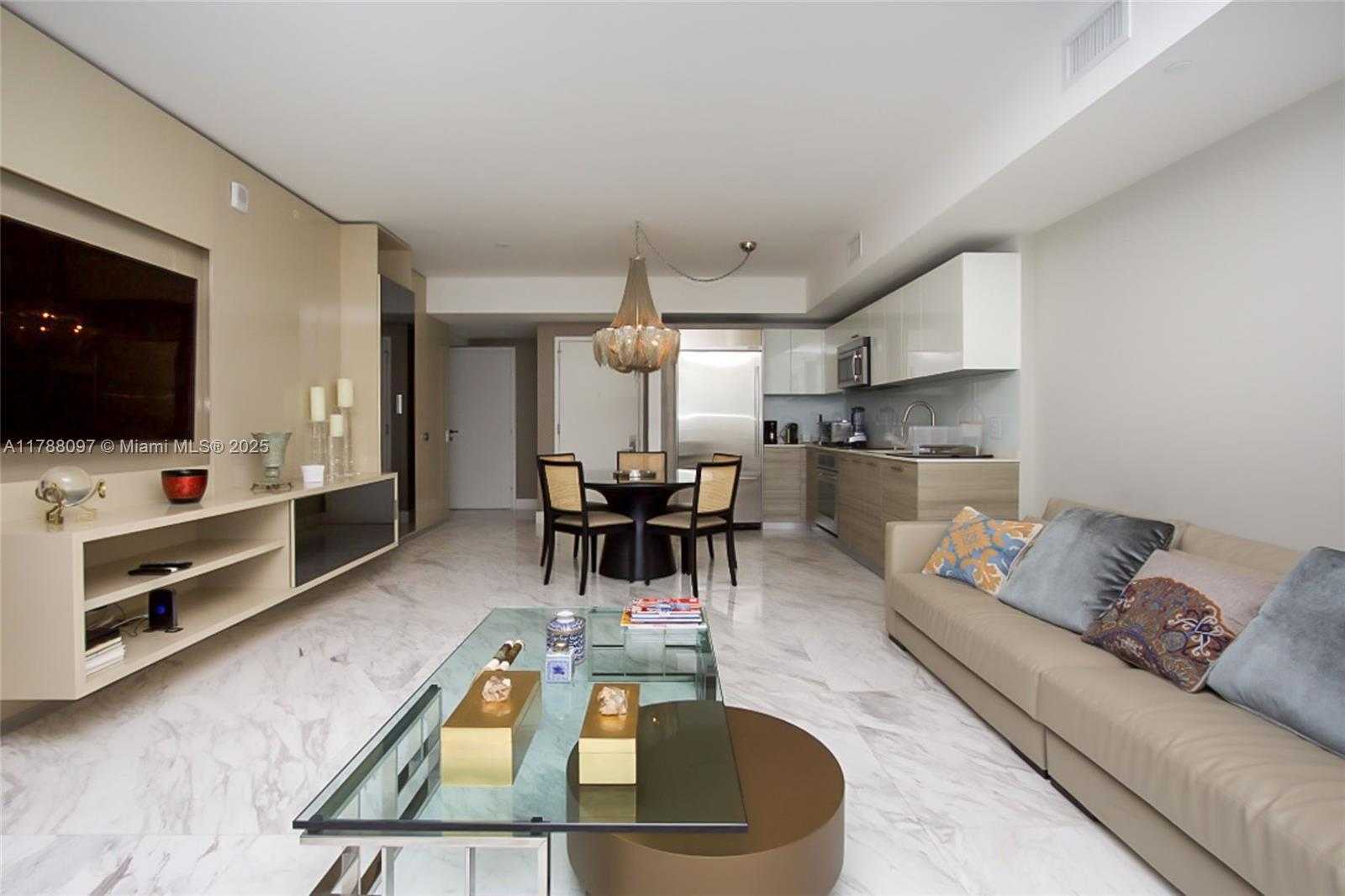 Small Image of 1300 BRICKELL BAY DR #3102, Miami Number 8