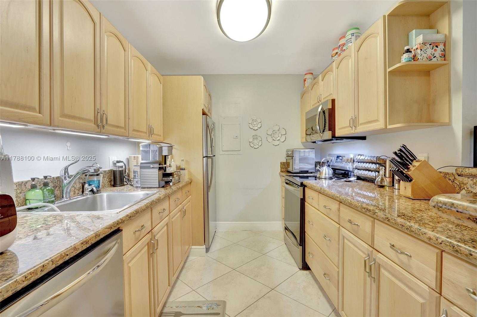 Small Image of 7935 SOUTH WEST 86TH ST #808B, Miami Number 5