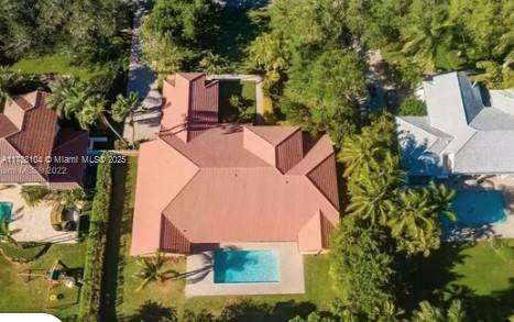 Small Image of 9818 SOUTH WEST 111TH TER, Miami Number 32