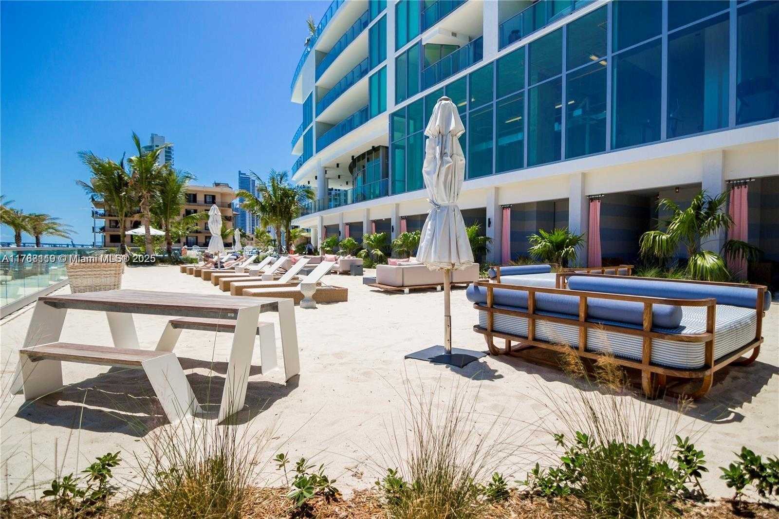 Small Image of 2900 NORTH EAST 7TH AVE #3007, Miami Number 17