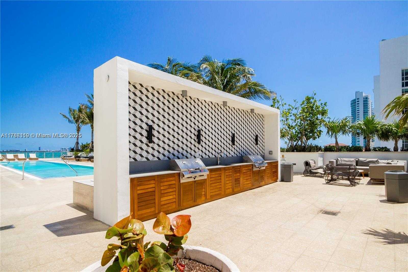 Small Image of 2900 NORTH EAST 7TH AVE #3007, Miami Number 21