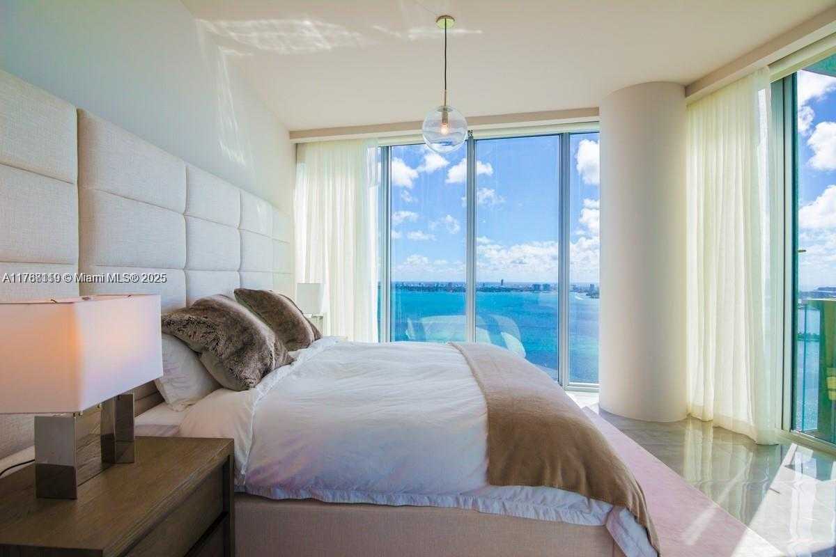 Small Image of 2900 NORTH EAST 7TH AVE #3007, Miami Number 7