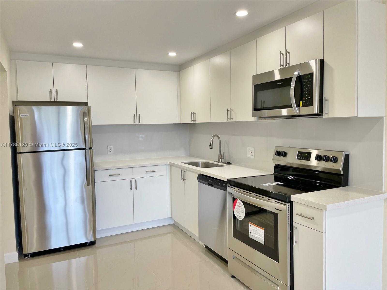 Small Image of 16851 NORTH EAST 23RD AVE #A411, North Miami Beach Number 2