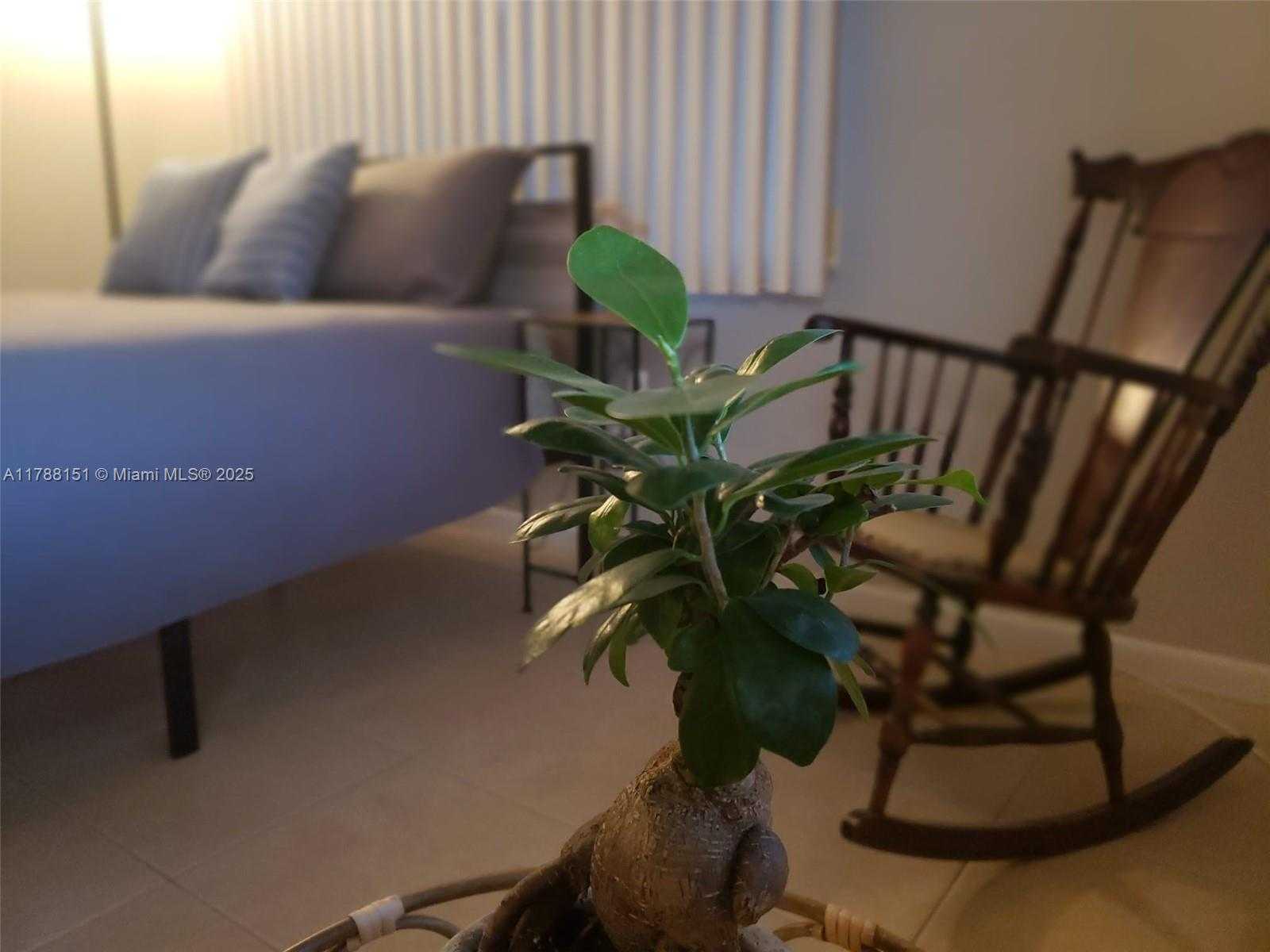 Small Image of 1520 MCKINLEY ST #118E, Hollywood Number 10