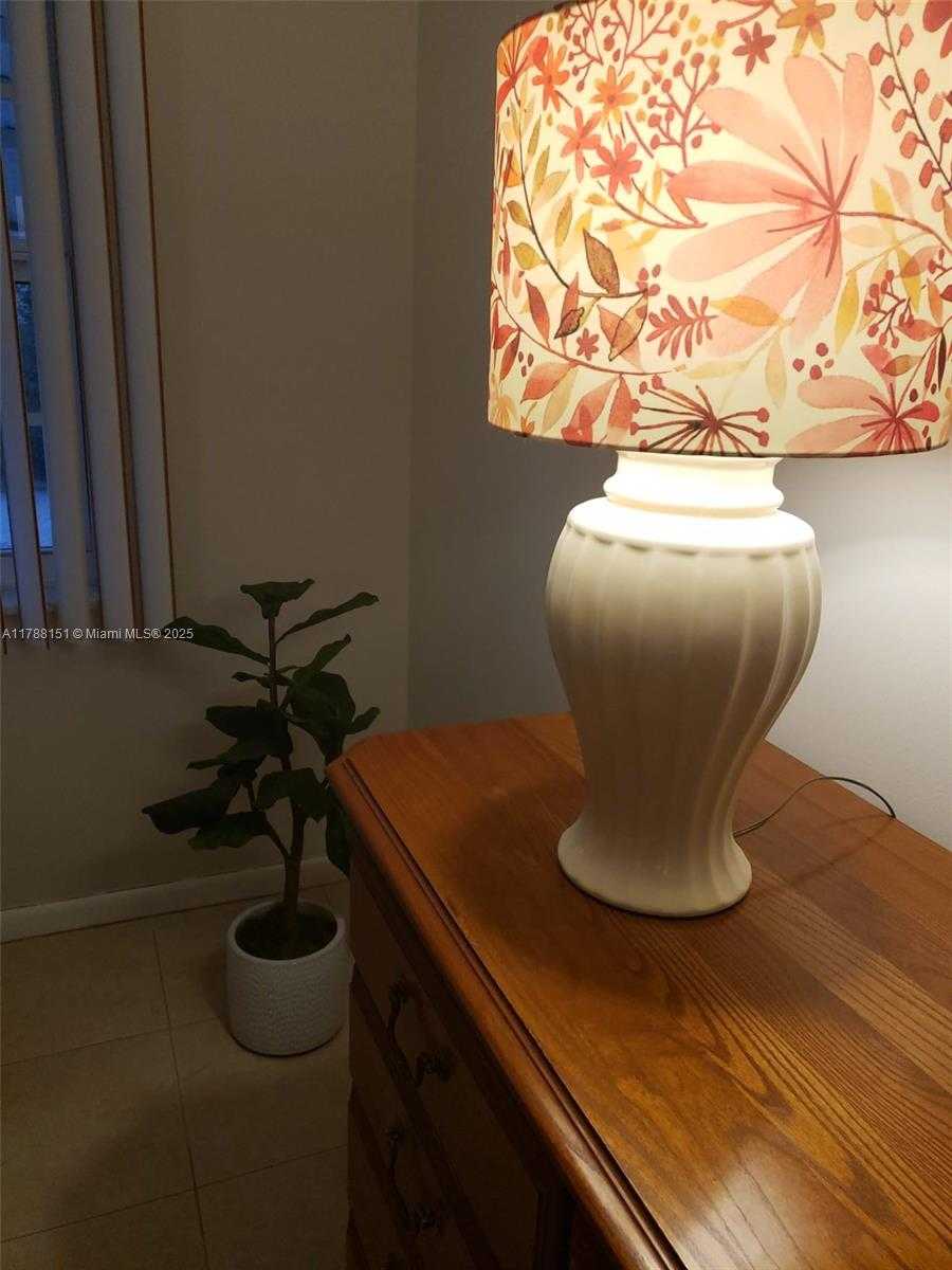 Small Image of 1520 MCKINLEY ST #118E, Hollywood Number 9