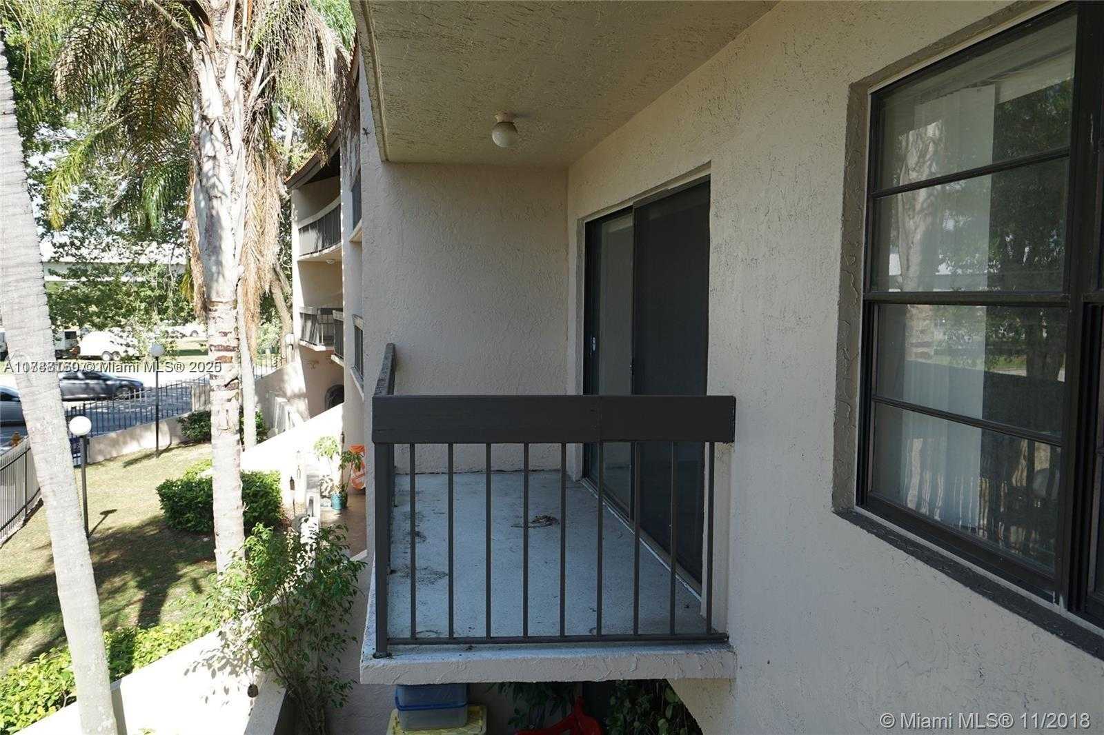 Small Image of 5201 ORDUNA DR #12, Coral Gables Number 20
