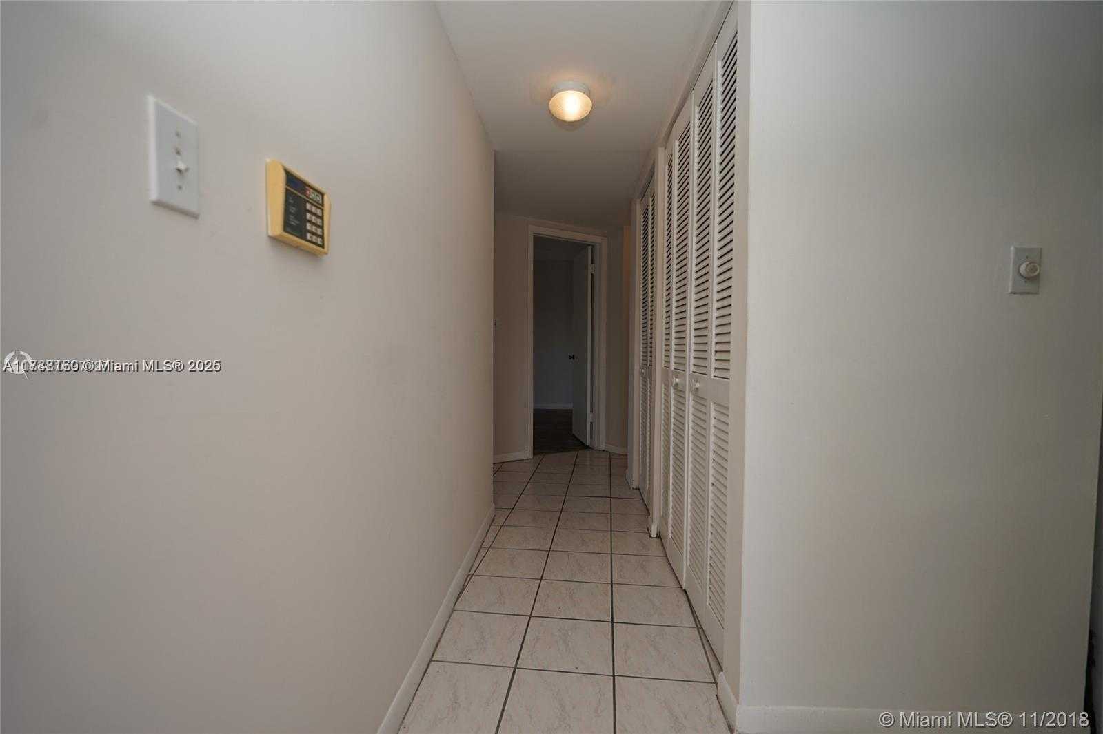 Small Image of 5201 ORDUNA DR #12, Coral Gables Number 7