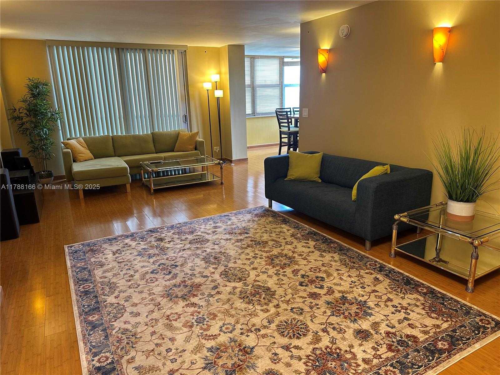 Small Image of 6039 COLLINS AVE #801, Miami Beach Number 9