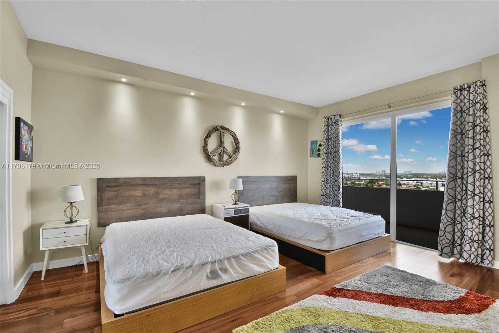 Small Image of 9225 COLLINS AVE #PHH, Surfside Number 33