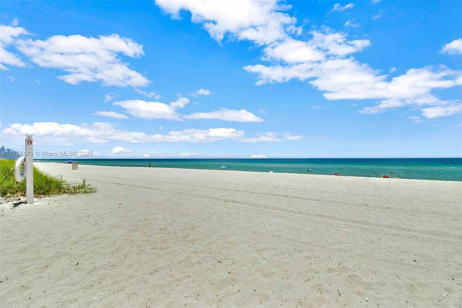 Small Image of 9225 COLLINS AVE #PHH, Surfside Number 38