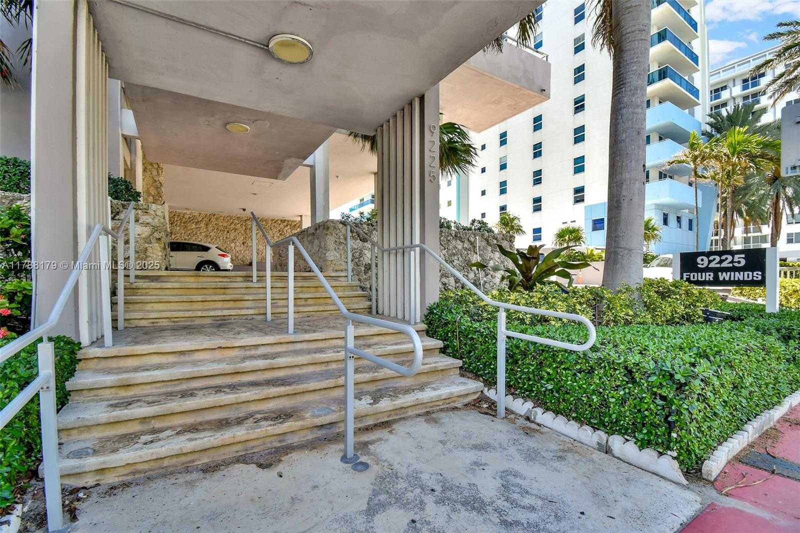 Small Image of 9225 COLLINS AVE #PHH, Surfside Number 41