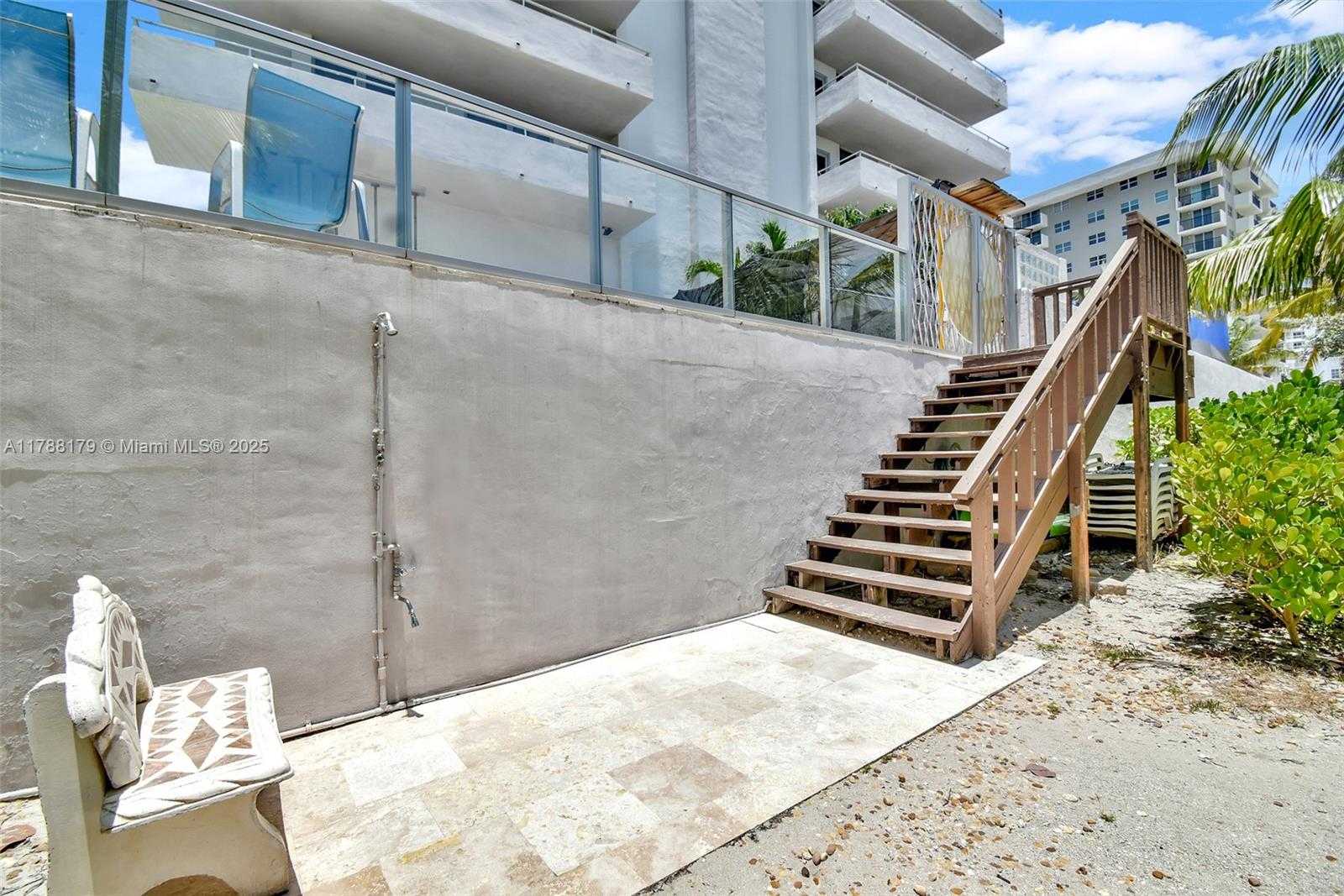 Small Image of 9225 COLLINS AVE #PHH, Surfside Number 42