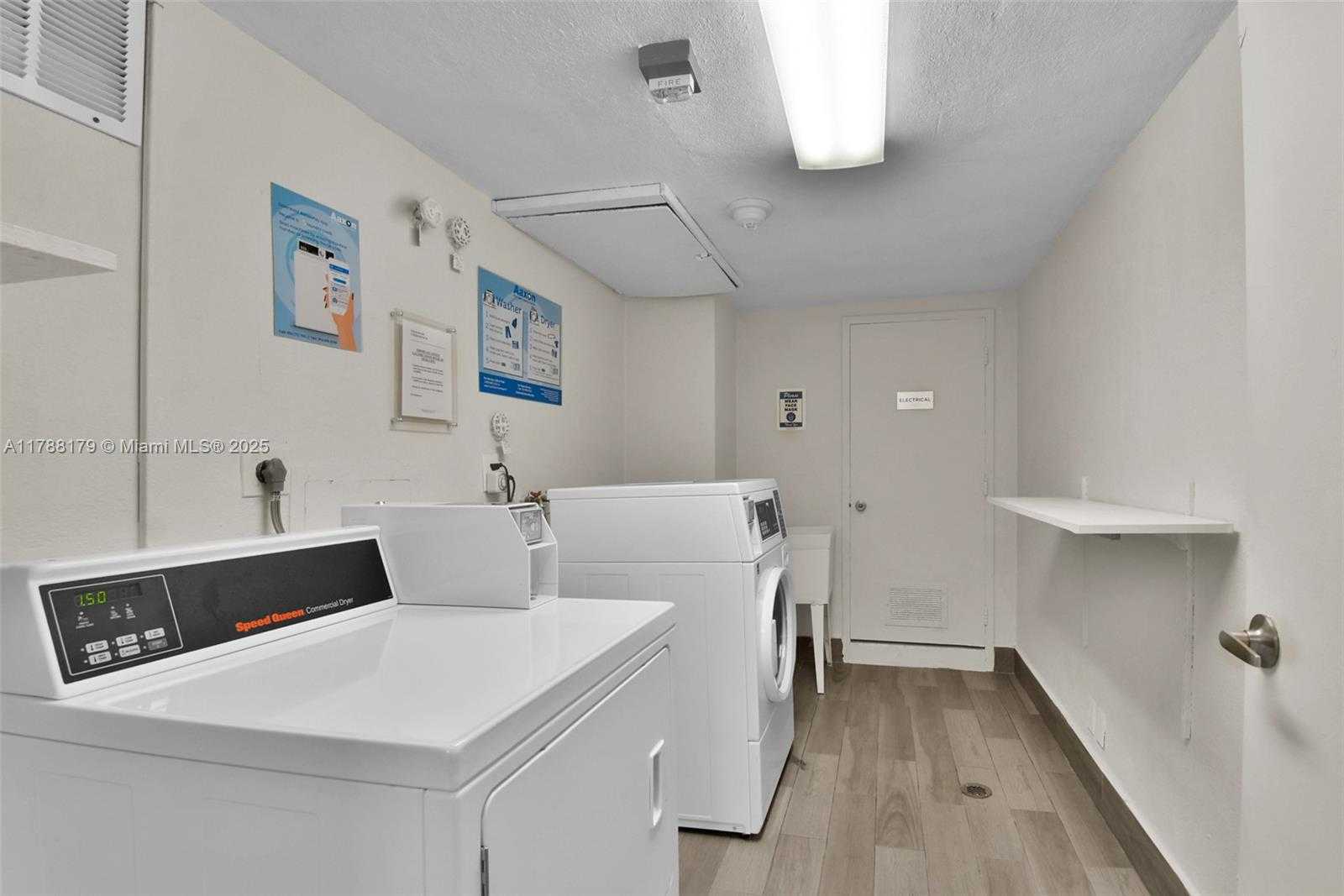 Small Image of 9225 COLLINS AVE #PHH, Surfside Number 64