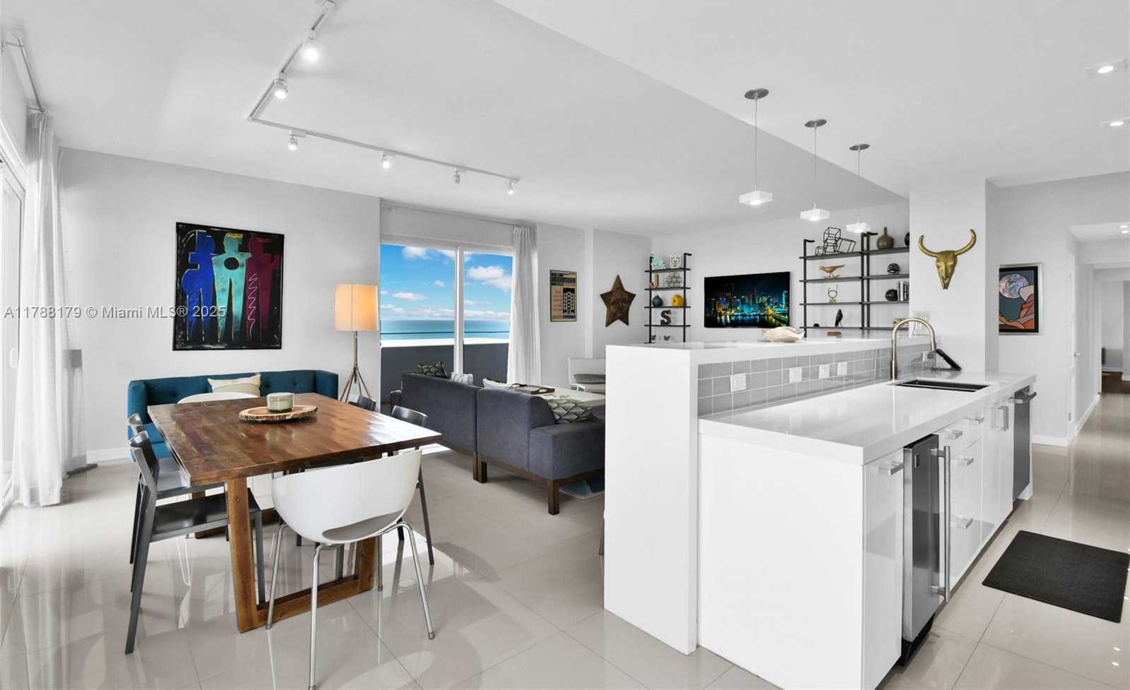 Small Image of 9225 COLLINS AVE #PHH, Surfside Number 8